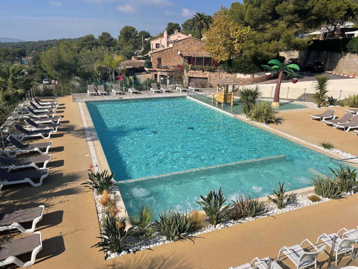 Blue Horizon Hotel Saint-Raphael  Bagian luar foto
