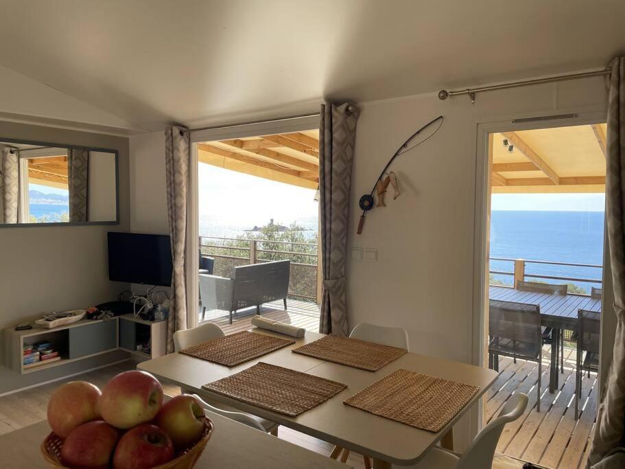 Blue Horizon Hotel Saint-Raphael  Bagian luar foto